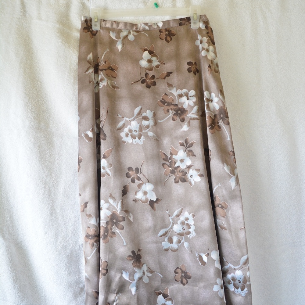 Laura Scott Long Brown Skirt